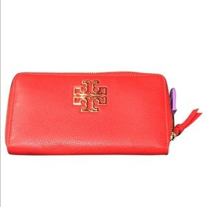 Tory Burch Britten continental Leather Clutch